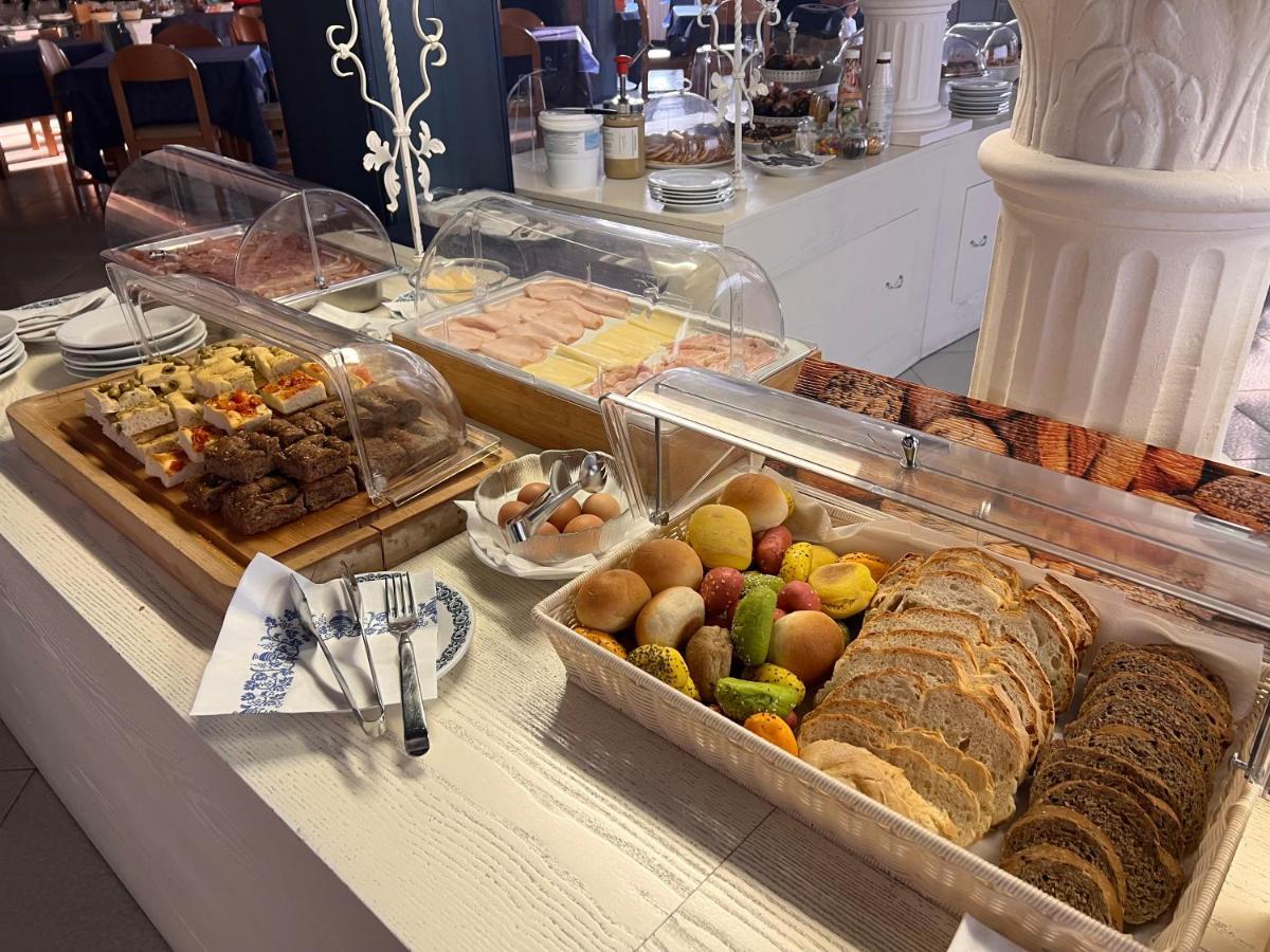 G&D Hotel Deanna Pool&Brunch Μιλάνο Μαριτίμα Εξωτερικό φωτογραφία