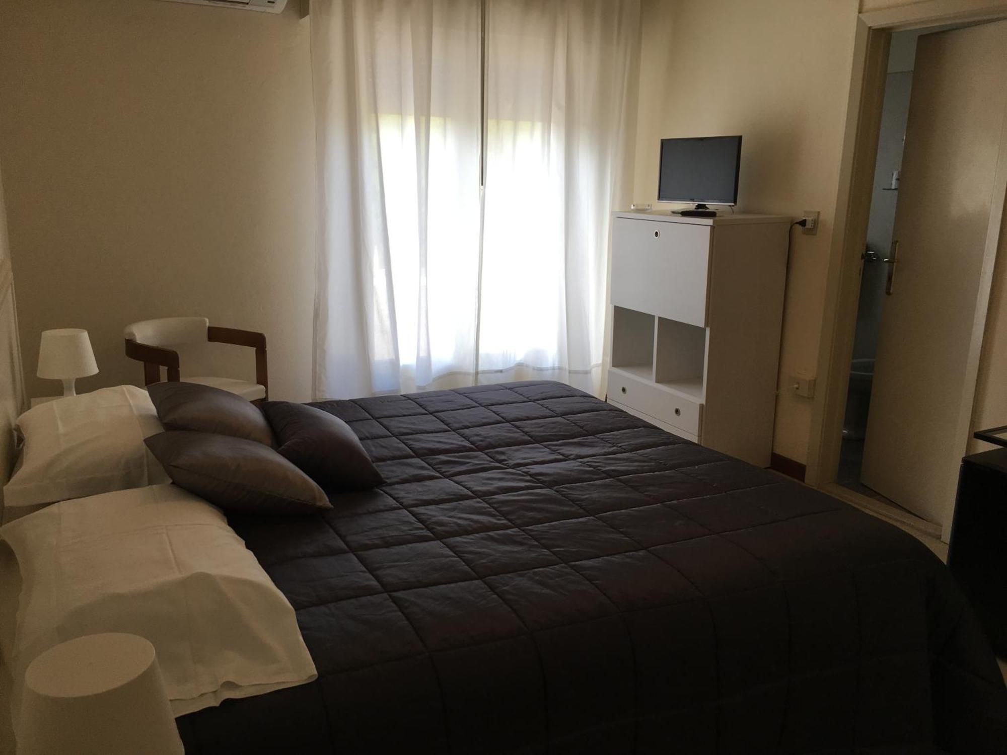 G&D Hotel Deanna Pool&Brunch Μιλάνο Μαριτίμα Δωμάτιο φωτογραφία
