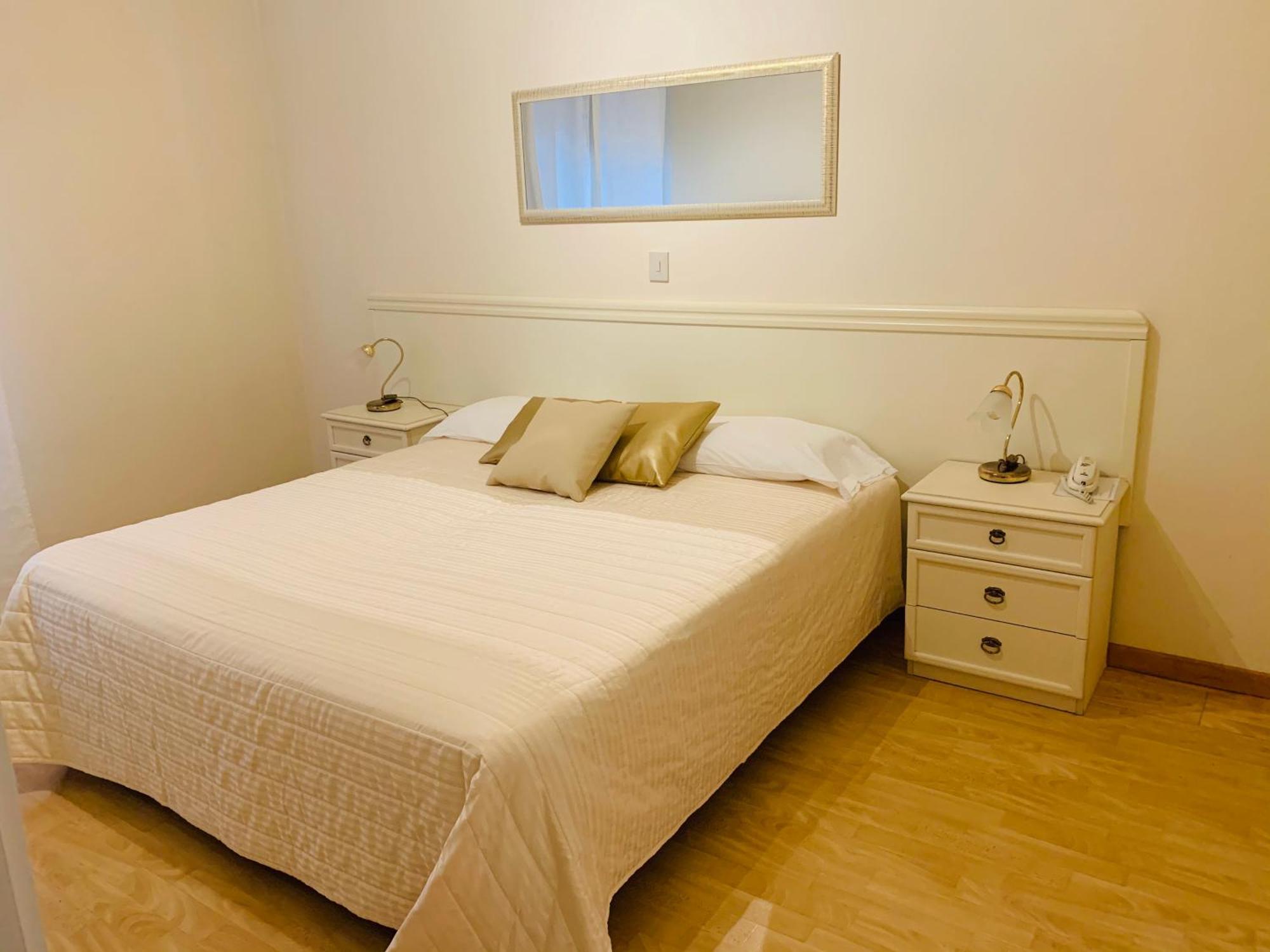 G&D Hotel Deanna Pool&Brunch Μιλάνο Μαριτίμα Δωμάτιο φωτογραφία